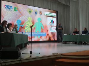 В Шегарском районе Томской области сотрудники прокуратуры обсудили с педагогами вопросы профилактики противоправного поведения несовершеннолетних в школе.. В Шегарском районе Томской области сотрудники прокуратуры обсудили с педагогами вопросы профилактики противоправного поведения несовершеннолетних в школе..